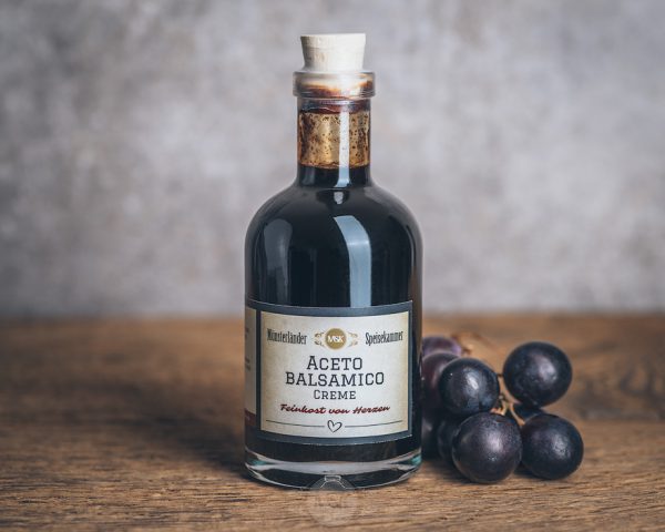 Flasche Aceto Balsamico Creme von der Münsterländer Speisekammer