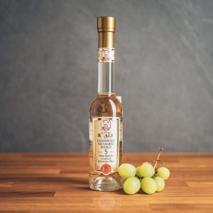 Flasche Acetaia Reale Balsamico Bianco
